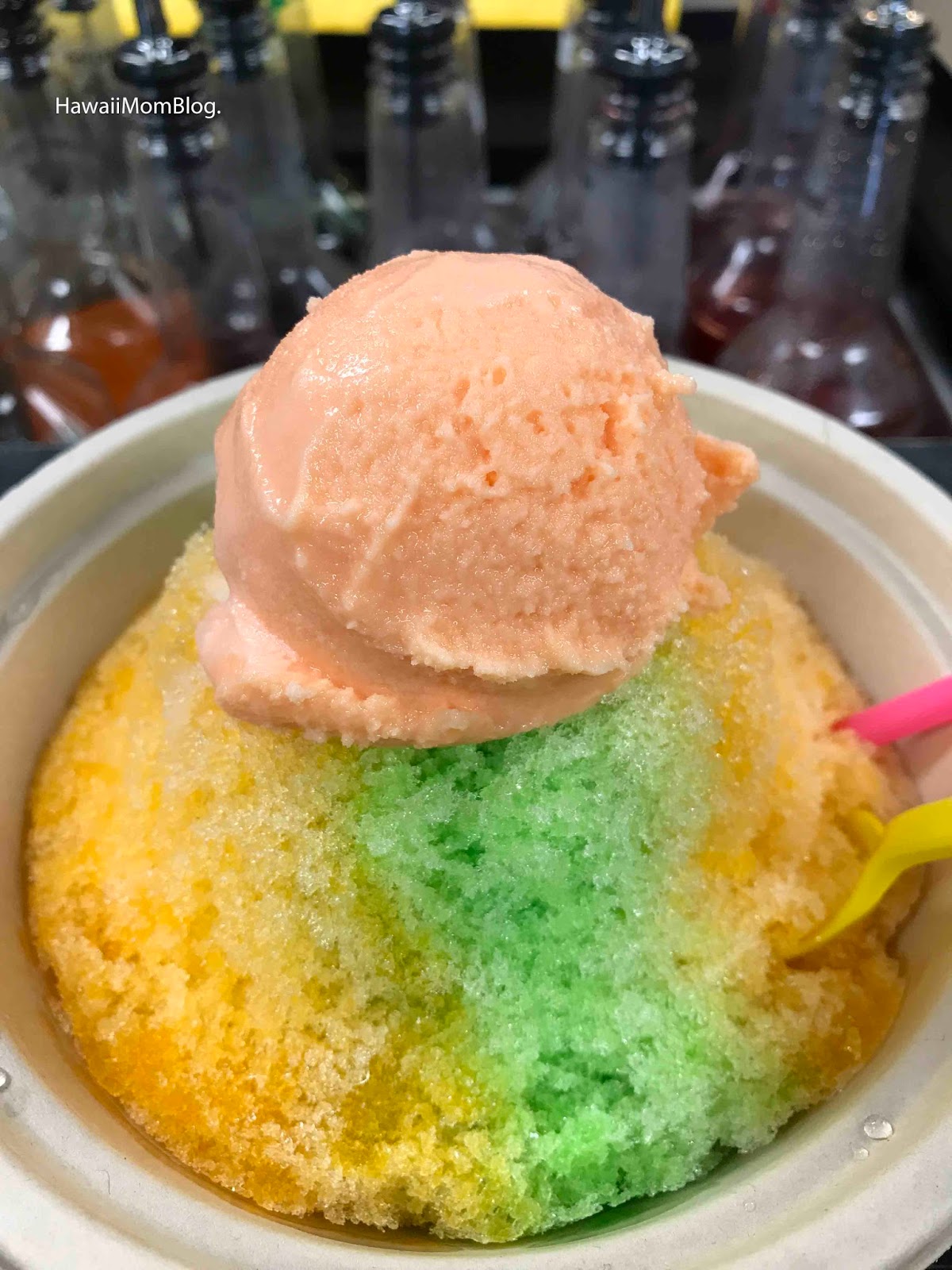 Hawaii Mom Blog Pineapple Xpress Shave Ice in Wahiawa