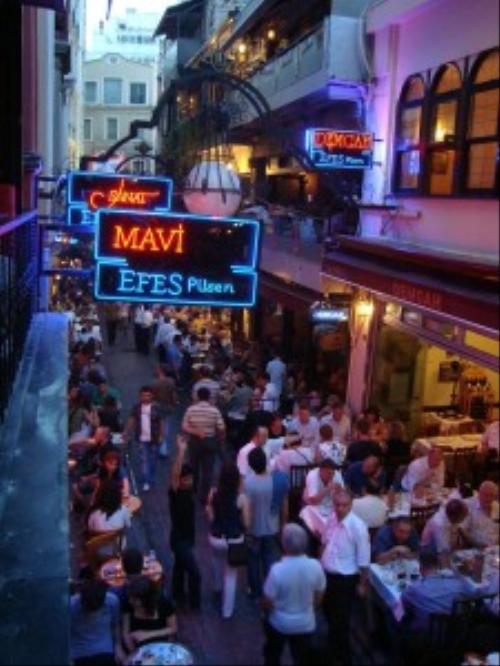 Daksin Günlüğü Mavi Bar (Nevizade) Daksin Günlüğü Mavi Bar (Nevizade)