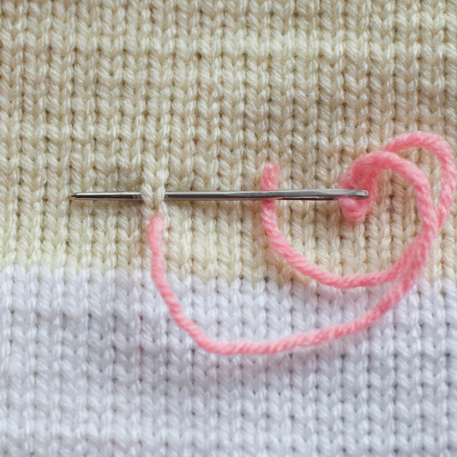 how-to-personalize-your-loom-knits-with-duplicate-stitch-loom