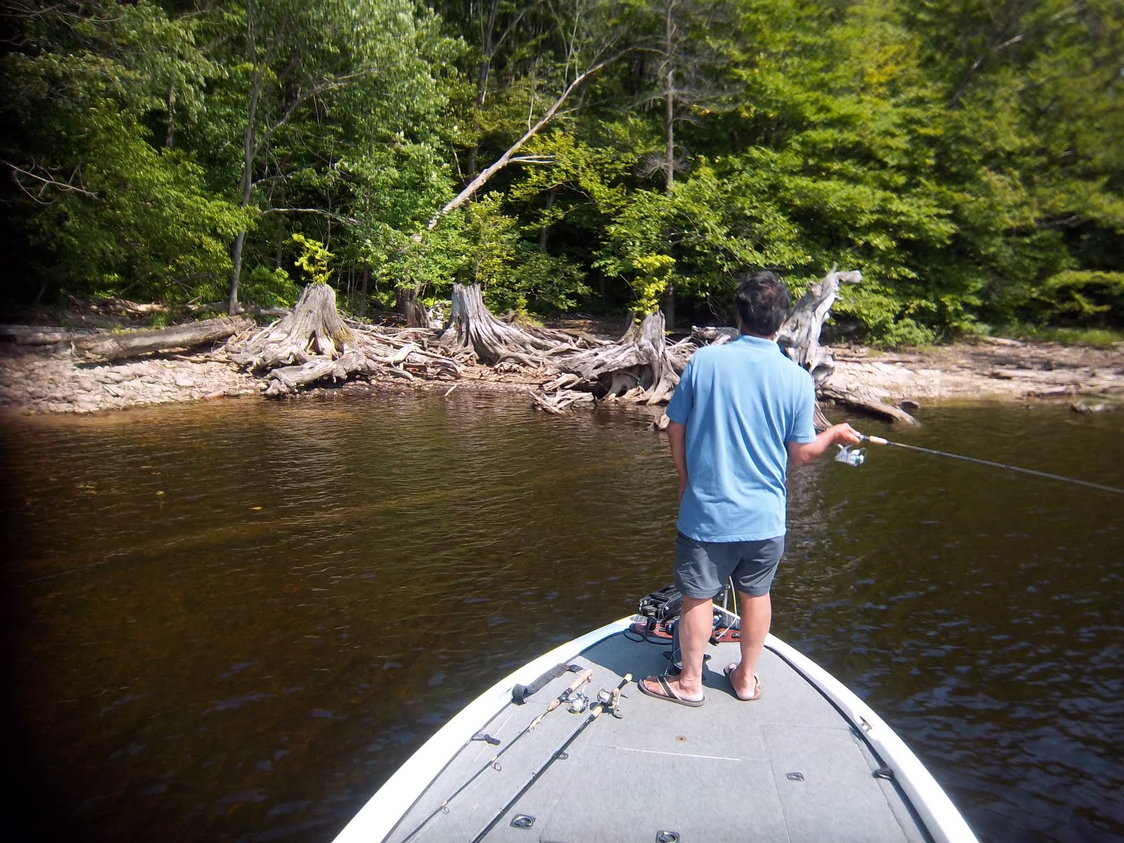 Fishing & Hunting in Oswego County, NY Salmon River Reservoir Island Bass