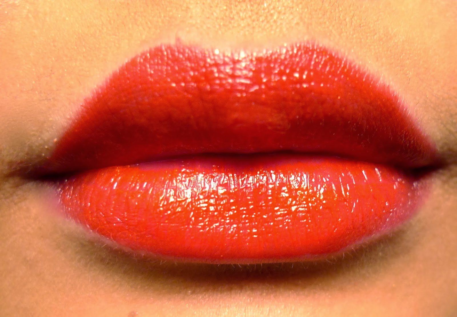 оранжевые губы. матовая оранжевая помада.