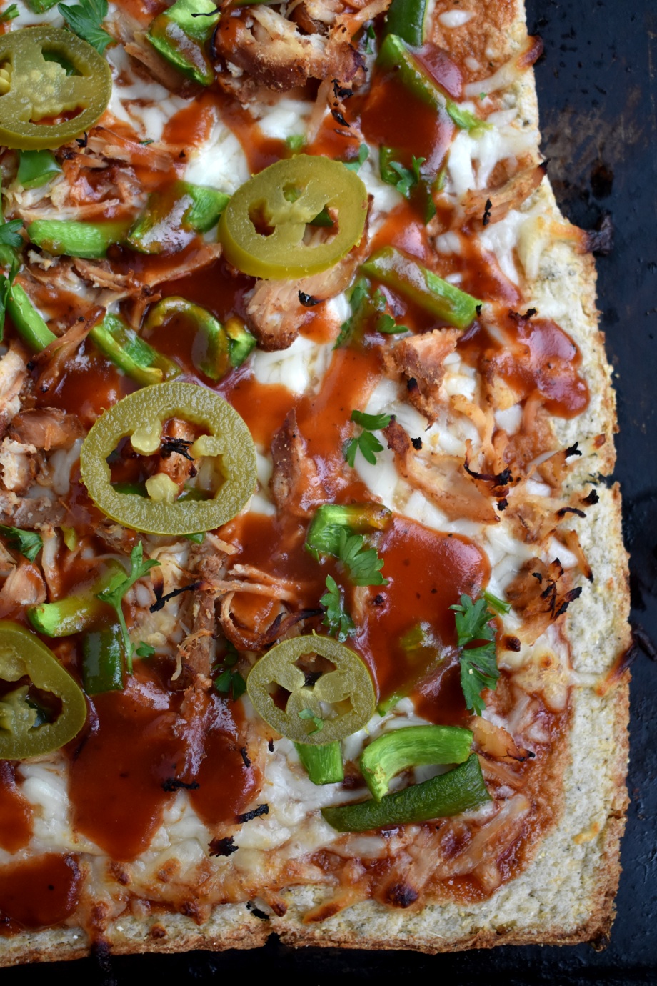 Bbq Chicken Pizza With Cauliflower Crust The Nutritionist Reviews