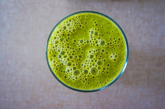 Esta bebida verde tiene todas las proteínas y nutrientes que necesitas para el desayuno