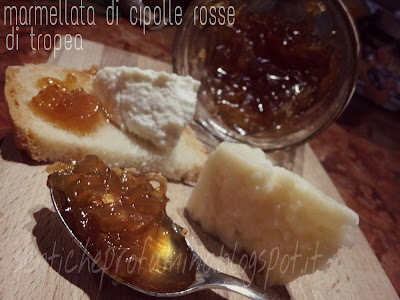 Marmellata di cipolle rosse di tropea con aceto balsamico bianco Marmellata di cipolle rosse di tropea con aceto balsamico bianco