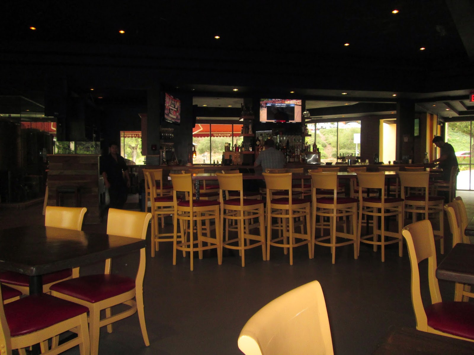 CHEZ GRIGWARE review The Twisted Oak Tavern, formerly The Lab, Has