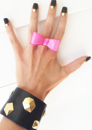 : Press-On Nails Get Cool