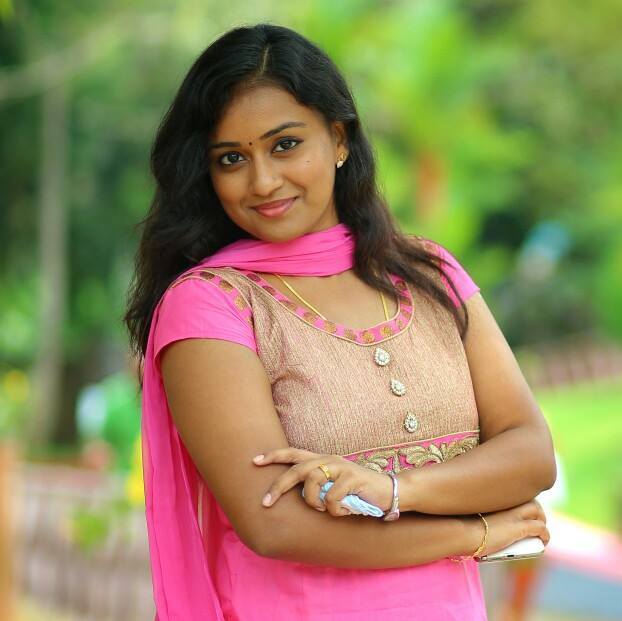 Actress Varada in Pranayam Serial on Asianet Actress Varada in Pranayam Serial as Lekshmi Iyer