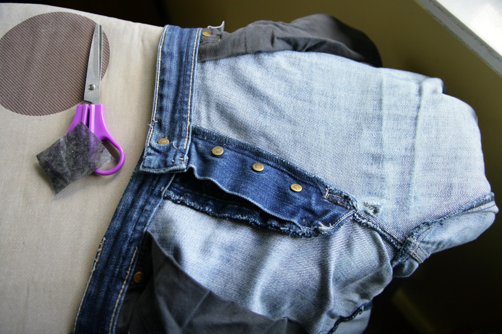 Big Adventure: Tutorial - Repair Jeans with Ripped Crotch