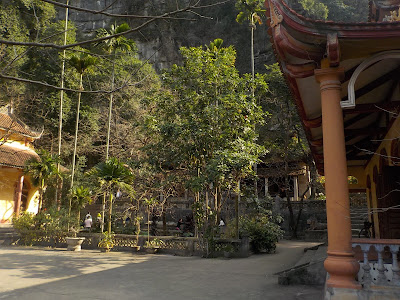 ビックドン寺(Bich Dong Pagoda)