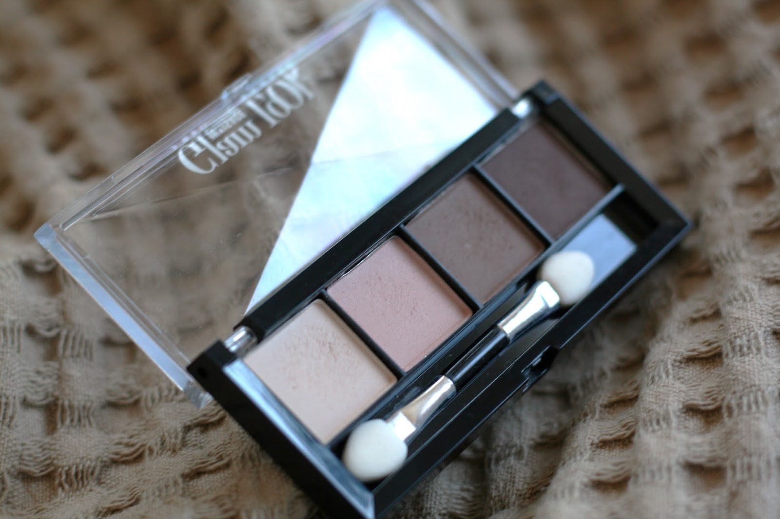 Жидкие тени luxvisage metal hype. Румяна белорусская косметика люкс визаж вельвет. Metal hype жидкие тени luxvisage 10. Brow styler 3 in 1 luxvisage. Декоративная косметика люкс визаж.