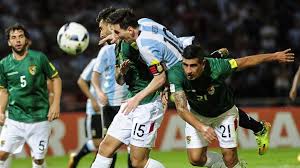 Argentina tira de Messi para vencer a Bolivia (2-0)