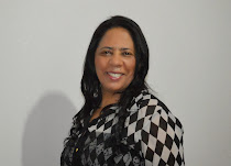 Professora Cláudia Santos