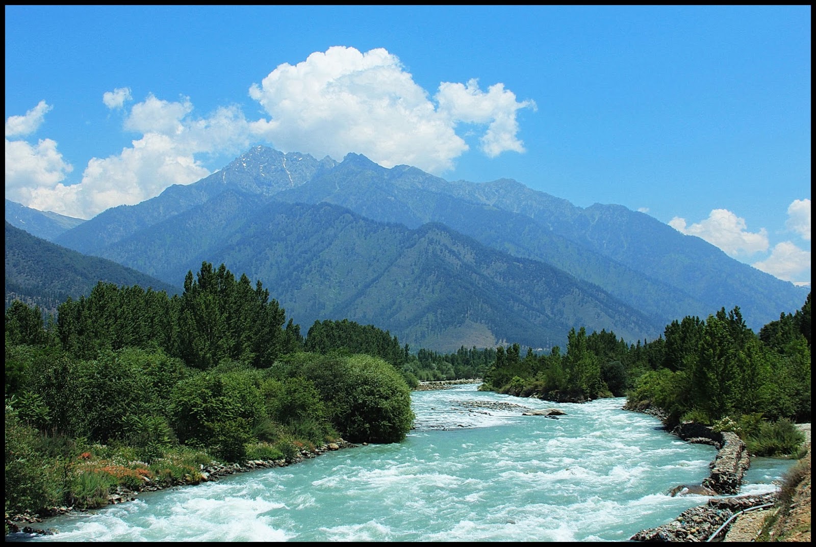 Sheshnag Lake Jammu and Kashmir India Travel life journeys
