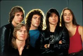 Formada em 1973, a banda rapidamente se destacou, o Journey sempre flertou com o rock progressivo e hard rock, mas seu caminho foi para o lado mais comercial de suas músicas.