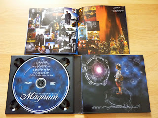 CD-ul Into the Valley of the Moonking, in editie limitata, continut.