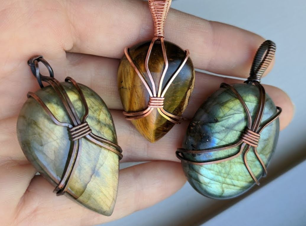  Cabochon Pendants