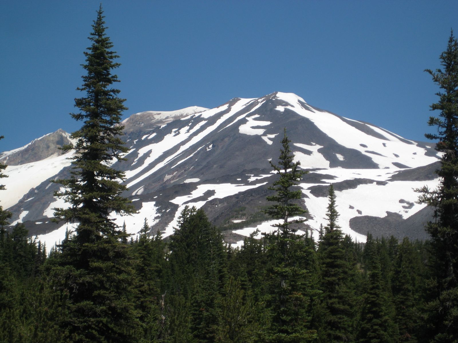 Cascade Mountaineering Climbing Mt. Adams, Washington