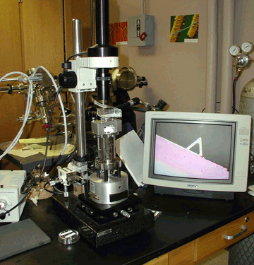 Microscopio de fuerza atómica (AFM) Microscopio de fuerza atómica (AFM)