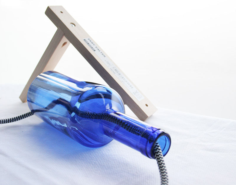 Reciclando con Ikea: Diy lámpara con botella de cristal6