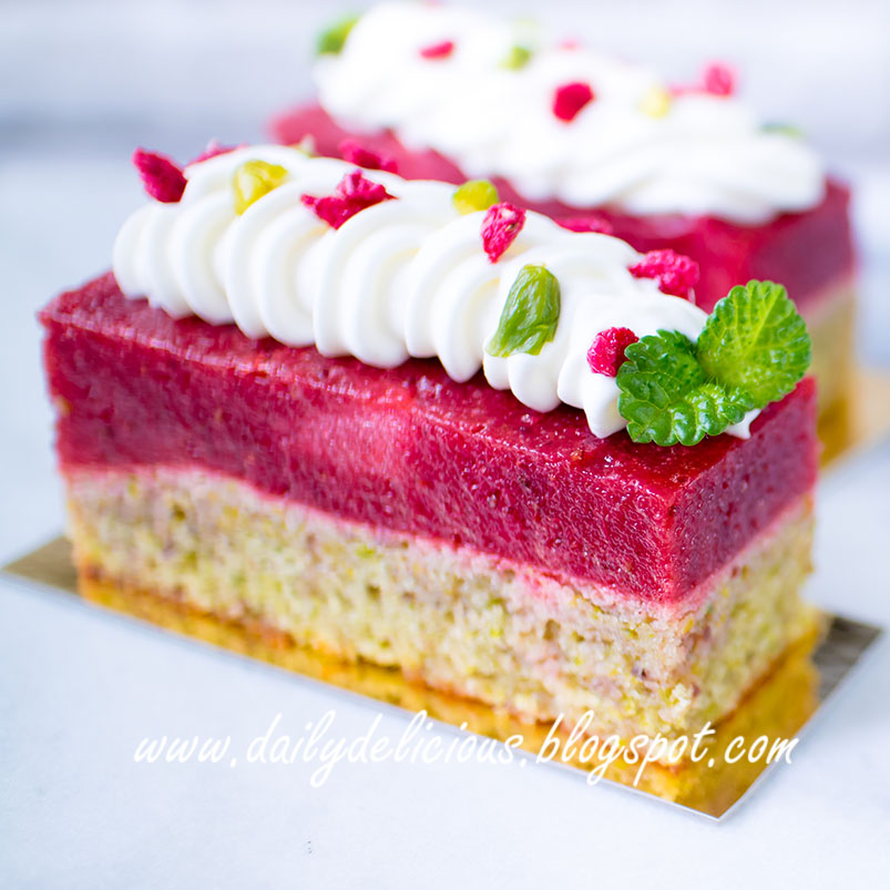 Strawberry Cool Whip Cake With Frozen Strawberries Strawberry Cool Whip Cake With Frozen Strawberries