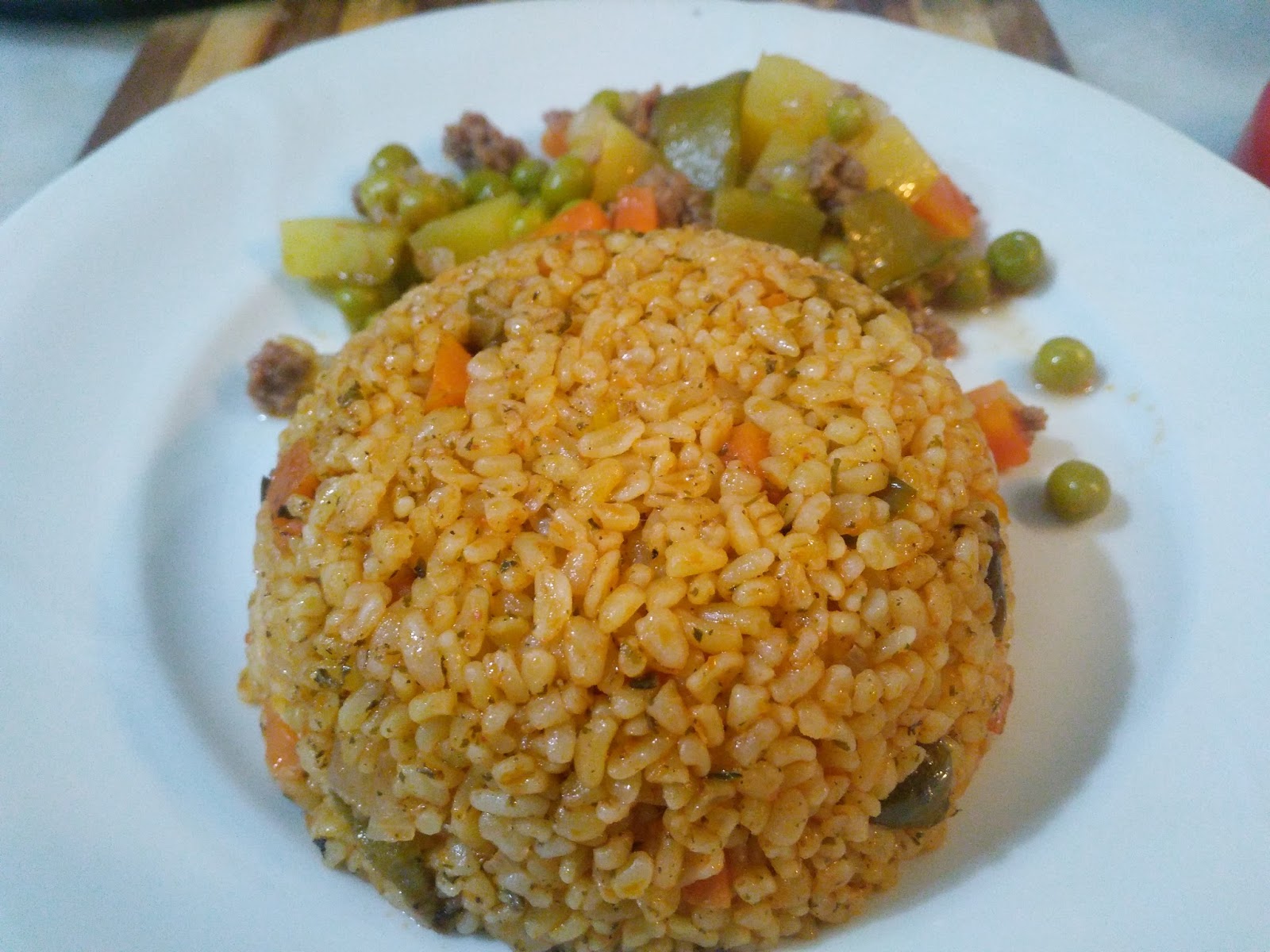 Havuçlu Bulgur Pilavı Tarifi Havuçlu Bulgur Pilavı Tarifi