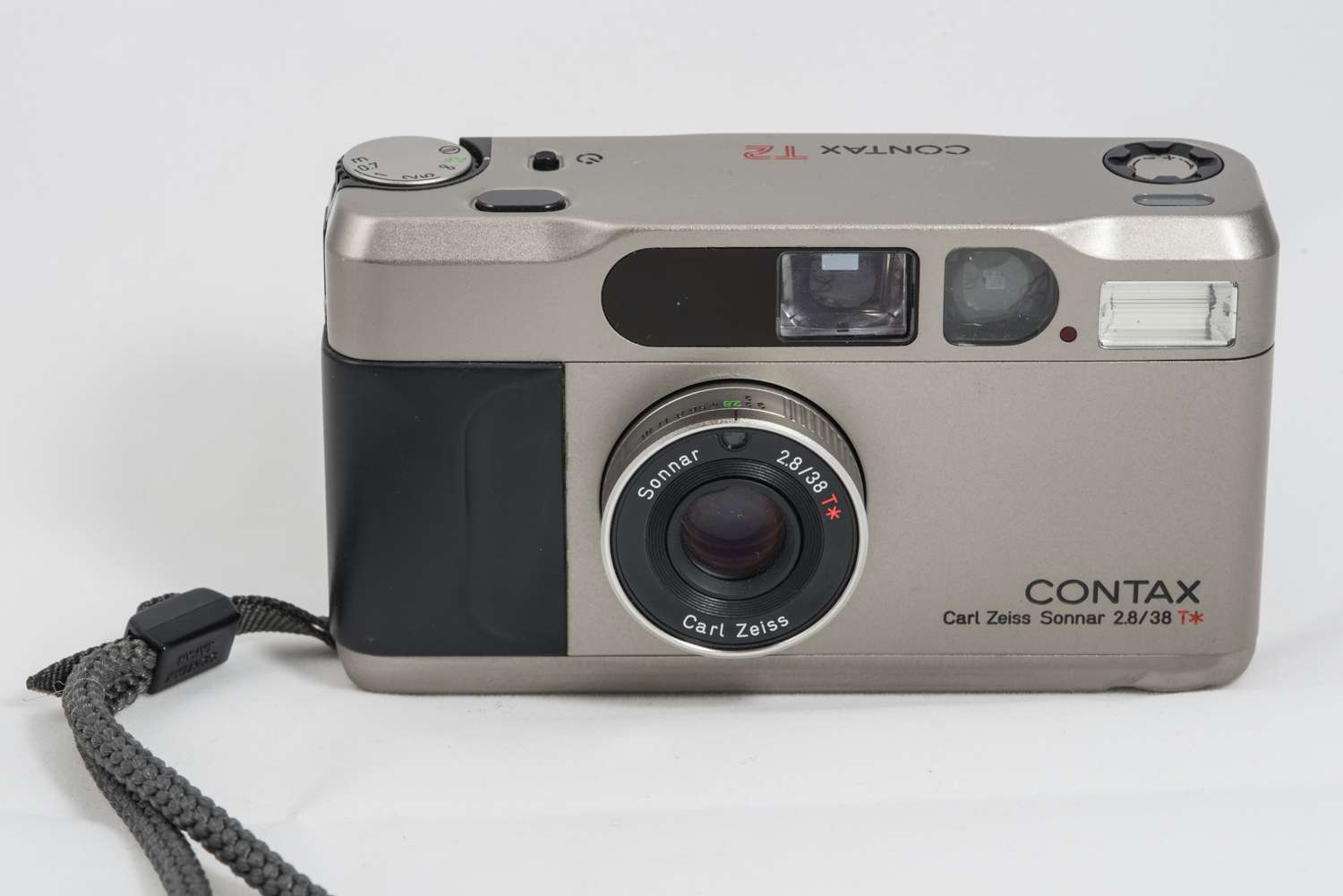 Rangefinder Chronicles: The Contax T2 - my favourite compact camera