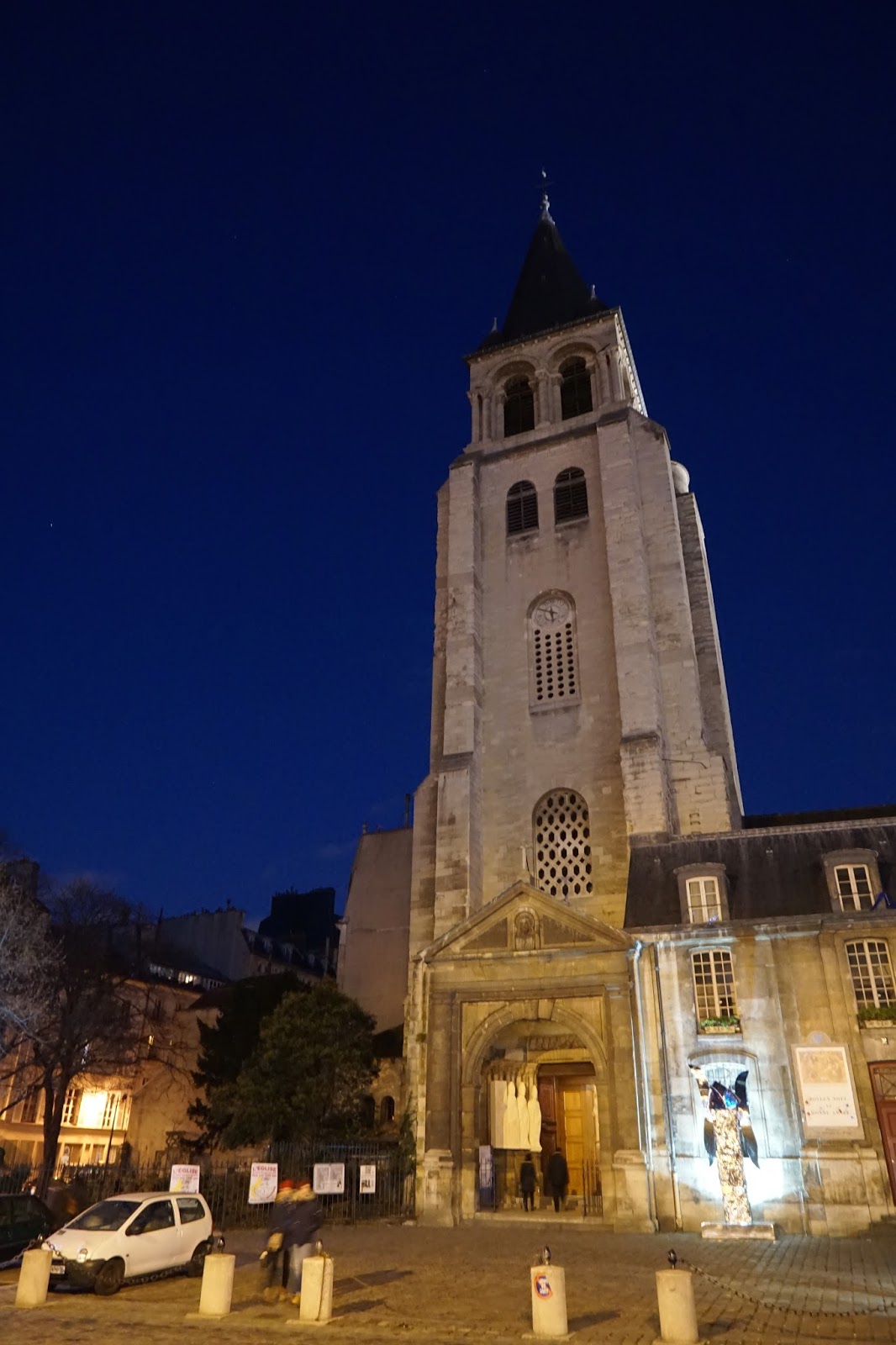 サン＝ジェルマン＝デ＝プレ教会（église Saint-Germain des Prés）