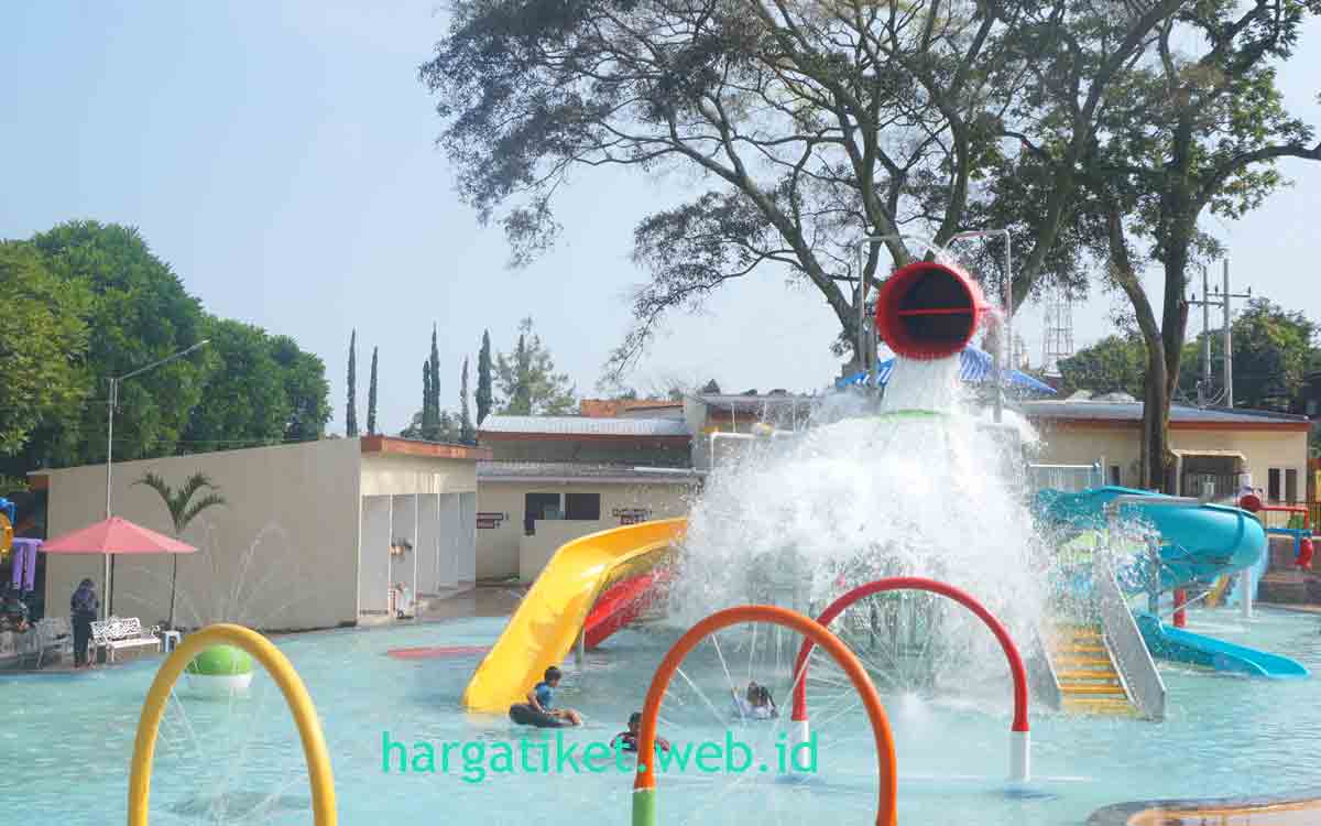 Tiket Masuk Wisata Ubalan Pacet Mojokerto Saat Ini | Harga ...