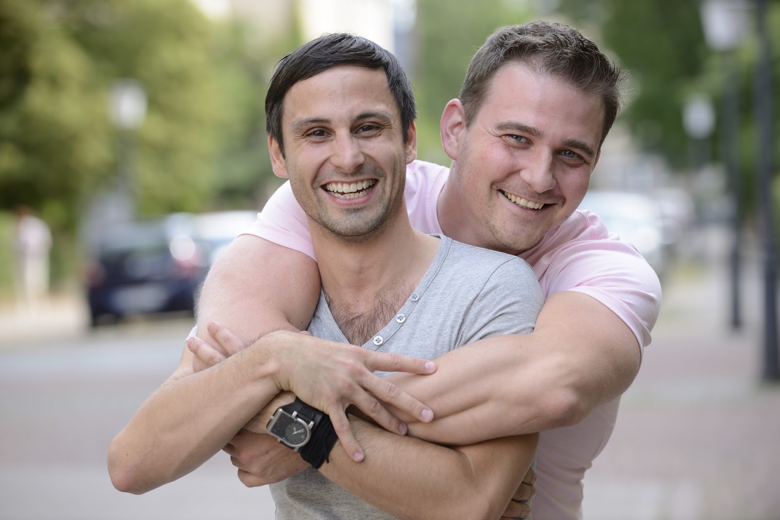 Free hot transvestites videos Chubby gay men free pics