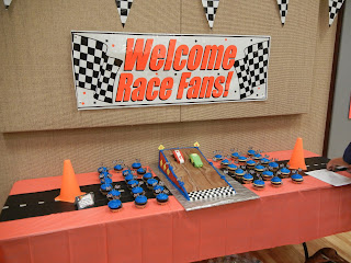 Crafting Weasels: Pinewood Derby Pictures