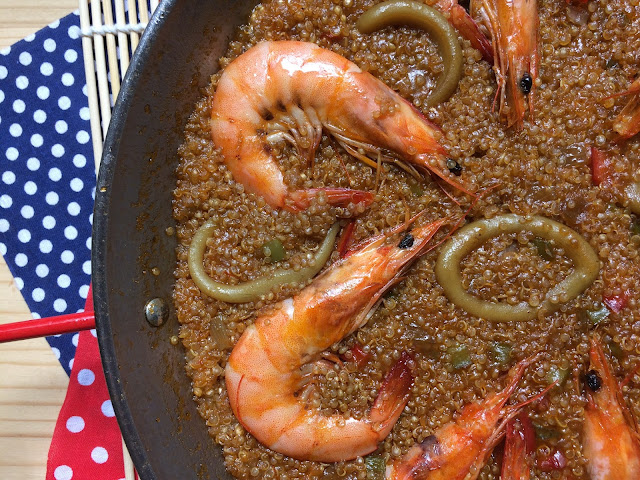 paella de quinoa y langostinos receta