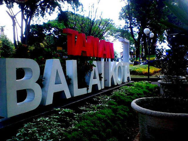 Taman Balai Kota Bandung Taman Balai Kota Bandung