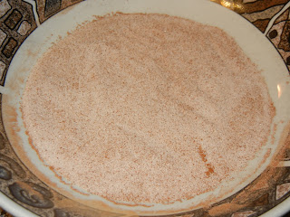 cinnamon and sugar in bowl 