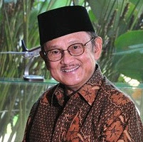 Biografi BJ Habibie - Presiden Ke 3 Republik Indonesia