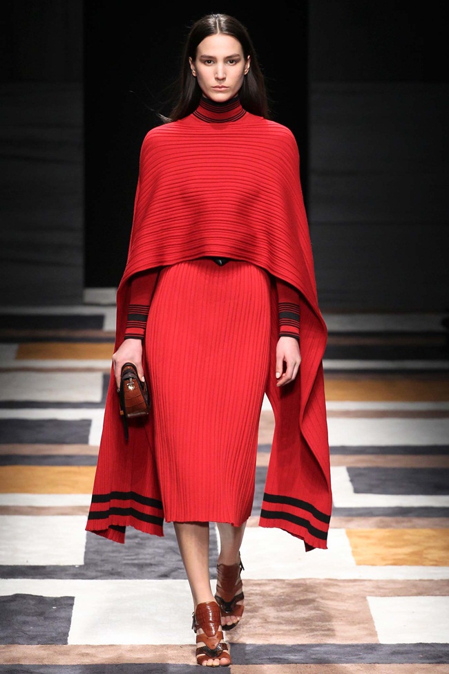 Salvatore Ferragamo Fall 2015, Mijo Mihaljcic Salvatore Ferragamo 2015 AW Red Ribbed Wool Cape and Dress on Runway