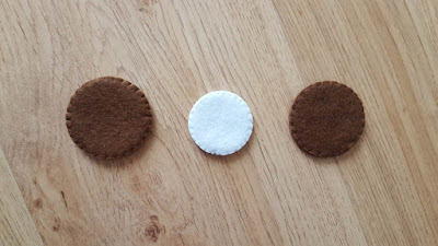 DIY Play Food - felt chocolate cookies with filling - tutorial and pattern