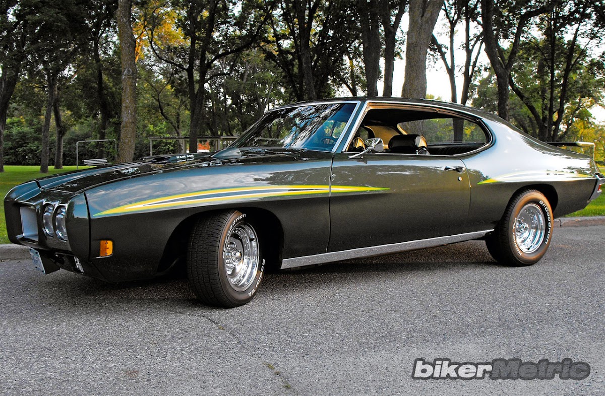1968 pontiac gto | when-rear windows rolled all the way down