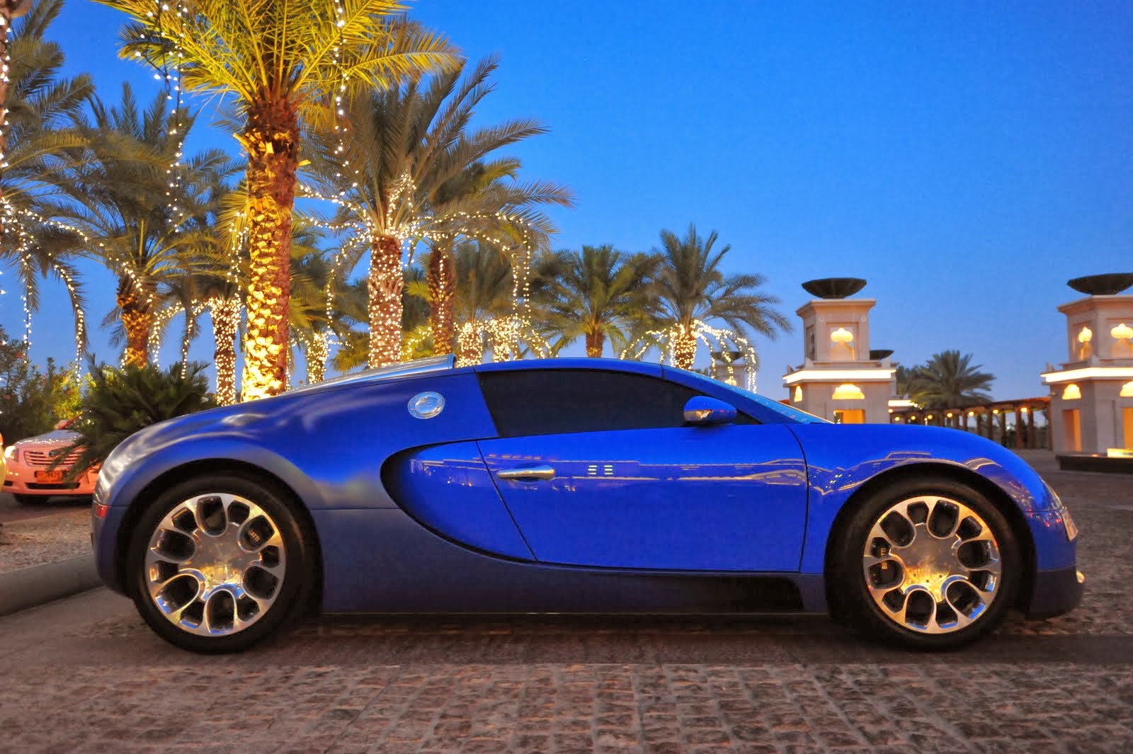 Cars View: Luxury cars in dubai aution