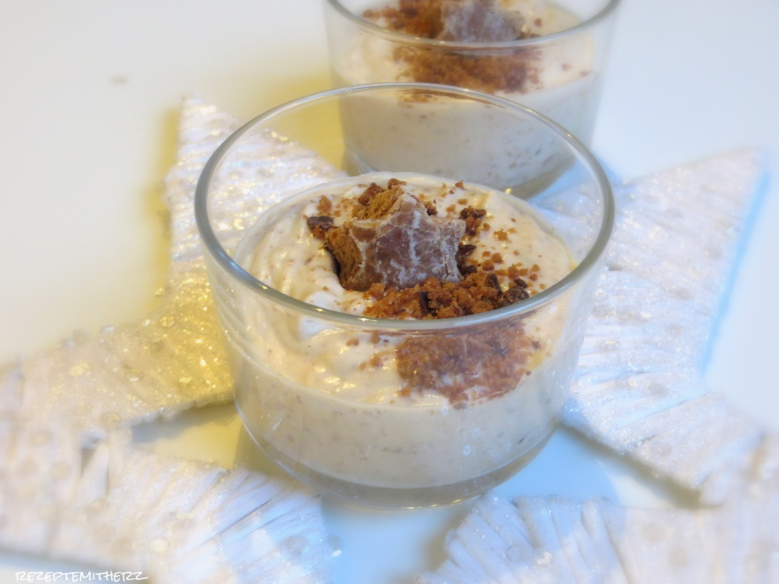 Rezepte mit Herz Lebkuchen Mousse mit weißer Schokolade