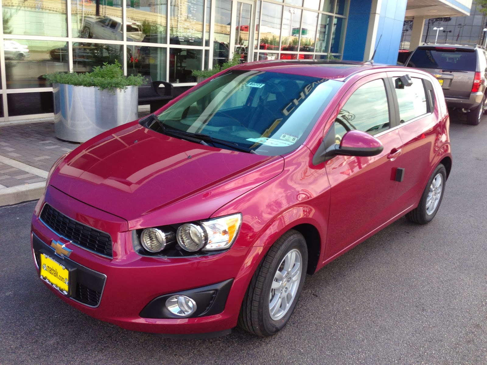 --CarJunkie's Car Review--: First Drive: 2014 Chevrolet Sonic Hatchback