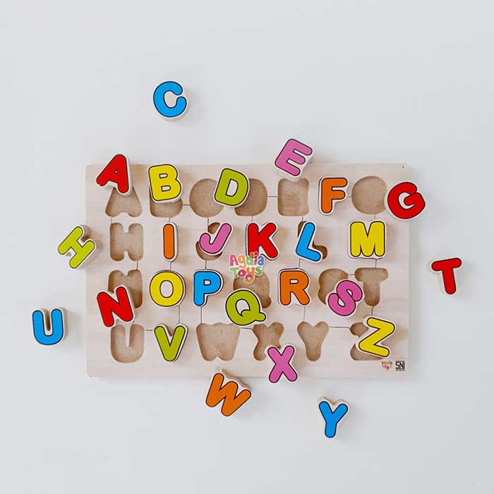 Puzzle Huruf Besar