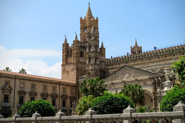 Streat Palermo Tour Sicily - Palermo Cathedral