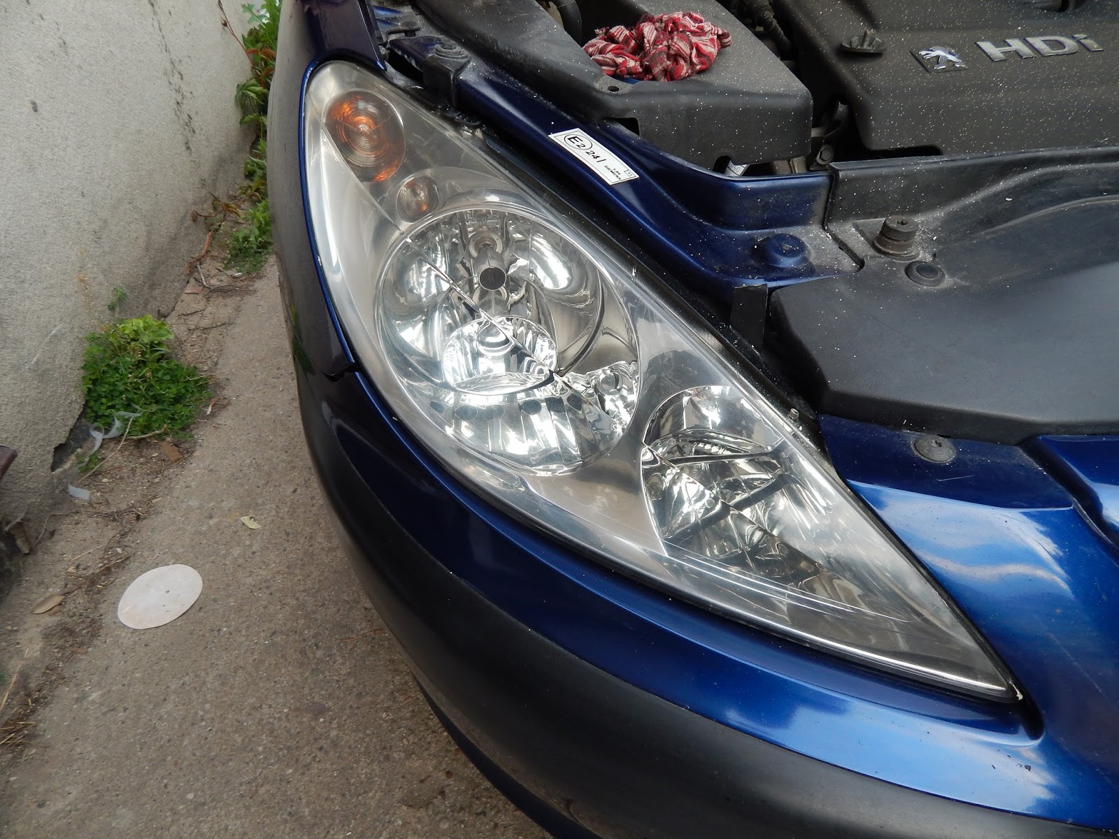 Naprawa świateł samochodowych polerowanie lamp Peugeot 307