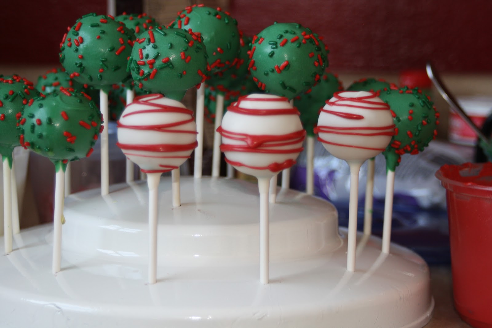 Natalie's Cake Pops: I Love CHRISTMAS Time