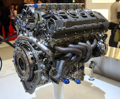 Lexus LFA Engine Pictures