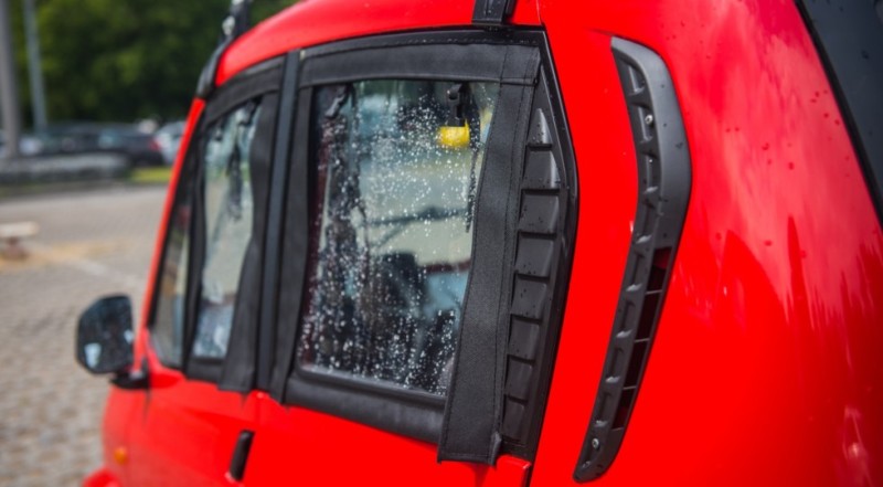 Bajaj Qute