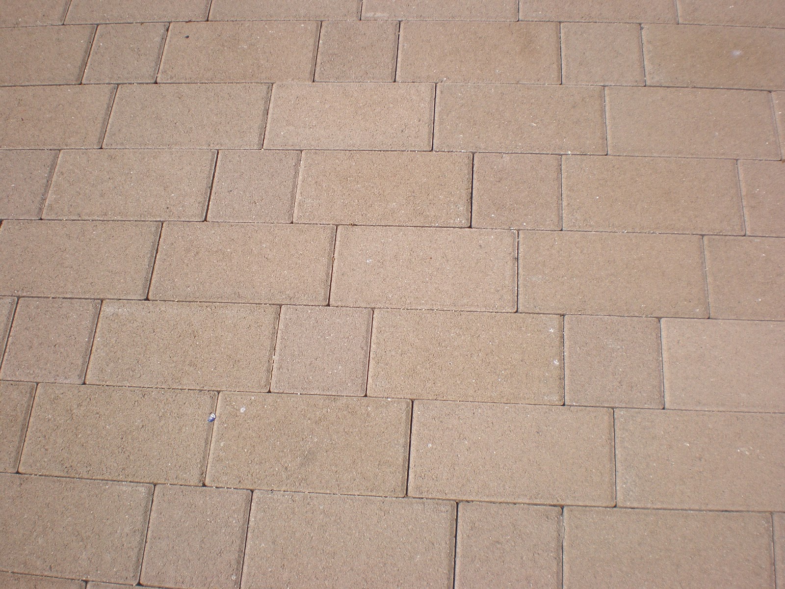 Pacific Interlock Pavingstones HydroFlo Pavers Expand Use in Santa