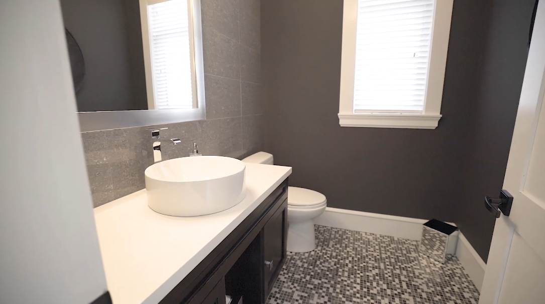 57 Interior Design Photos vs. 319 184 St, Surrey, BC Luxury Home Tour