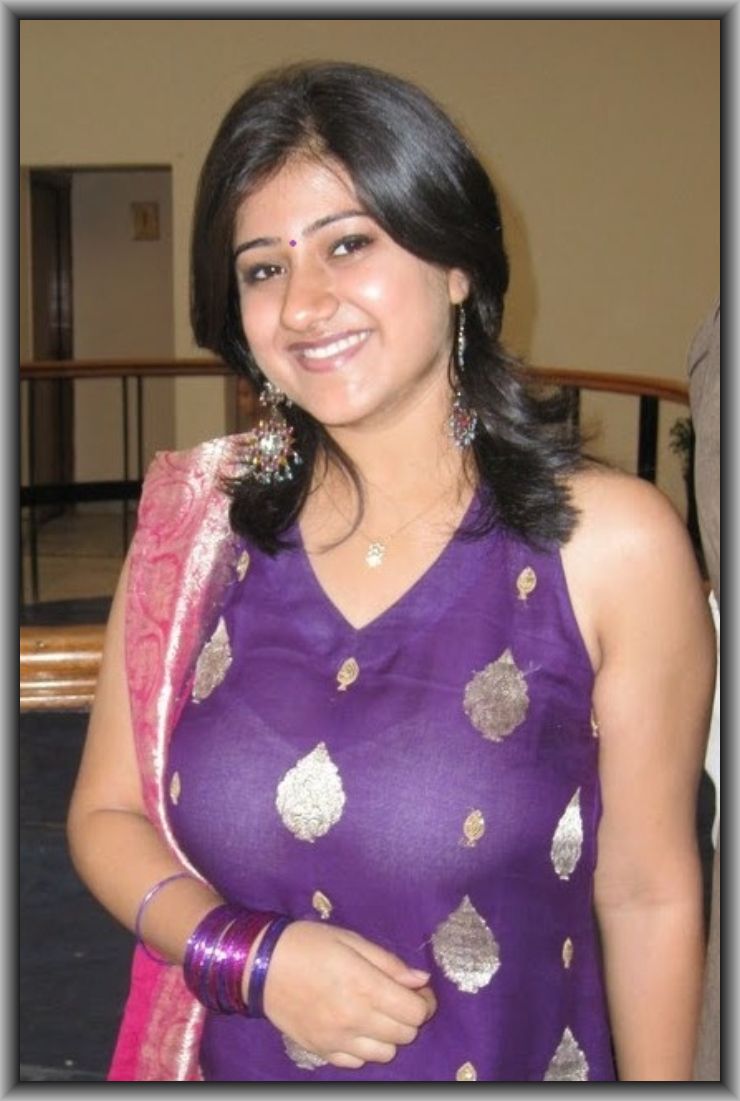 Indian housewife hot images