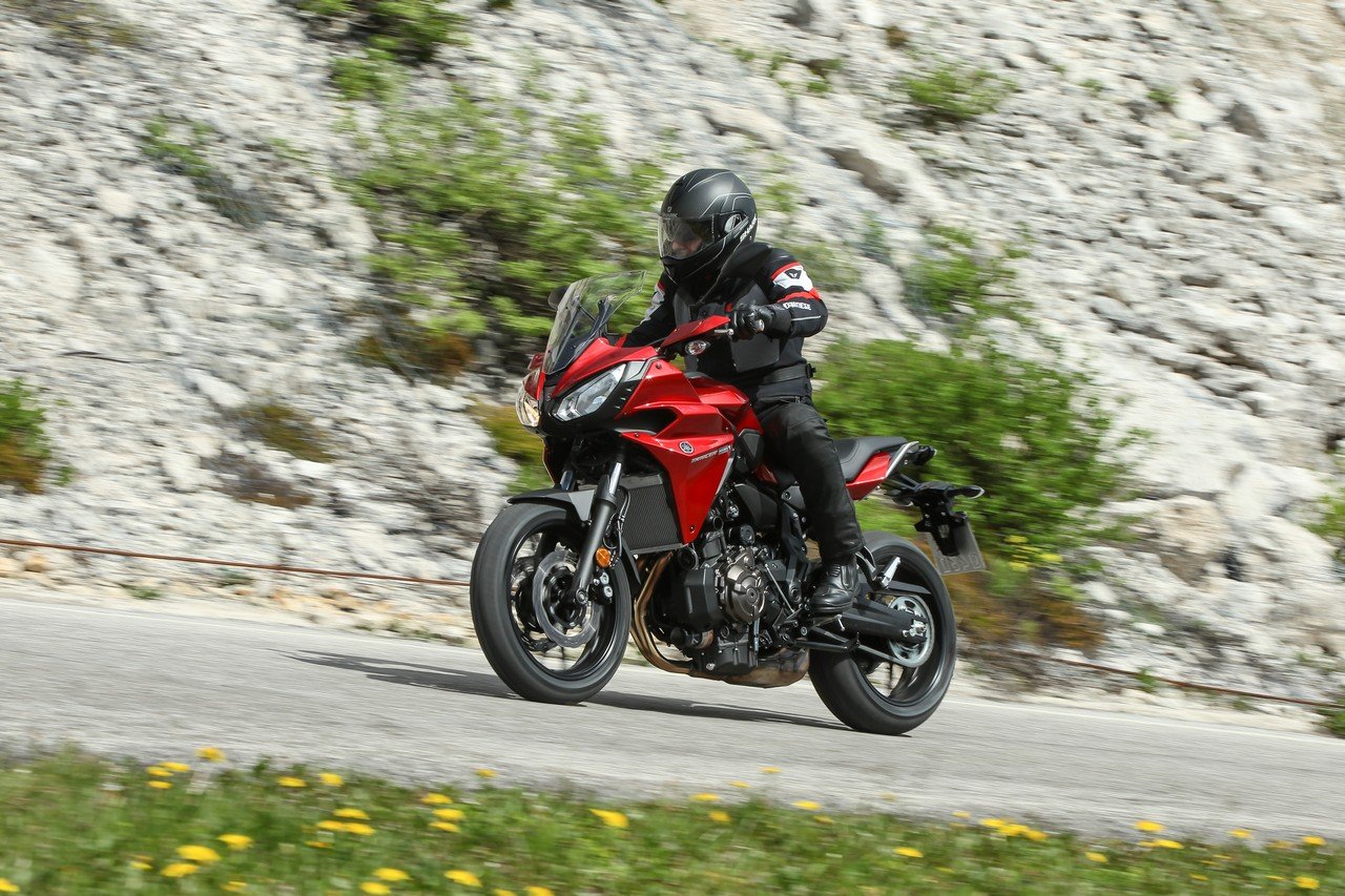 real-riders-yamaha-tracer-700-review-unbeatable-mix